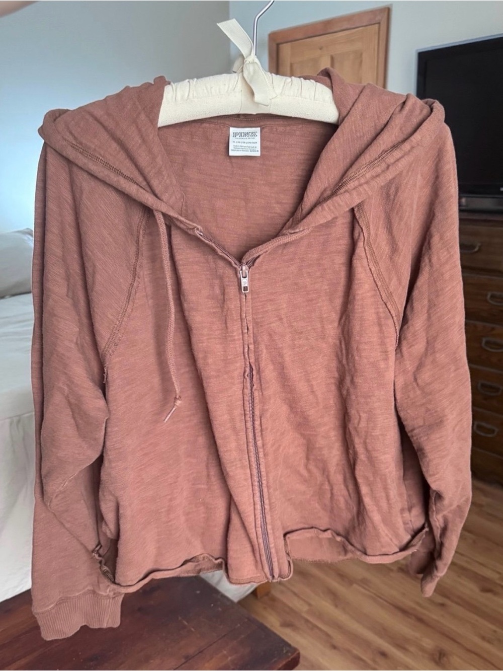 PINK Victoria’s Secret Rust Cropped Zip Up Hoodie XL